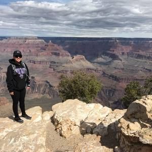 Meet your Posher, Sindy